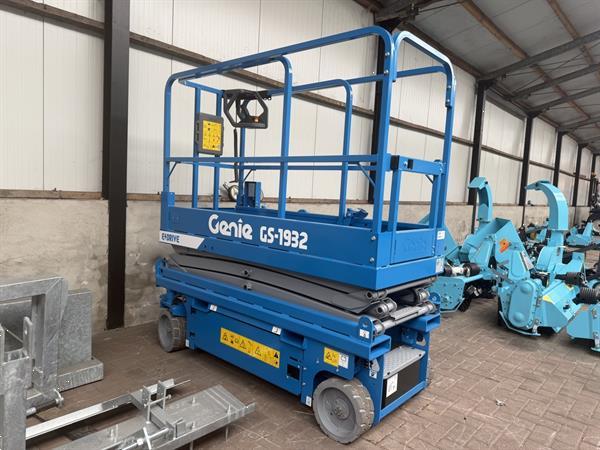 Grote foto genie gs1932 e drive nieuw 7.8 m schaarhoogwerker doe het zelf en verbouw hoogwerkers