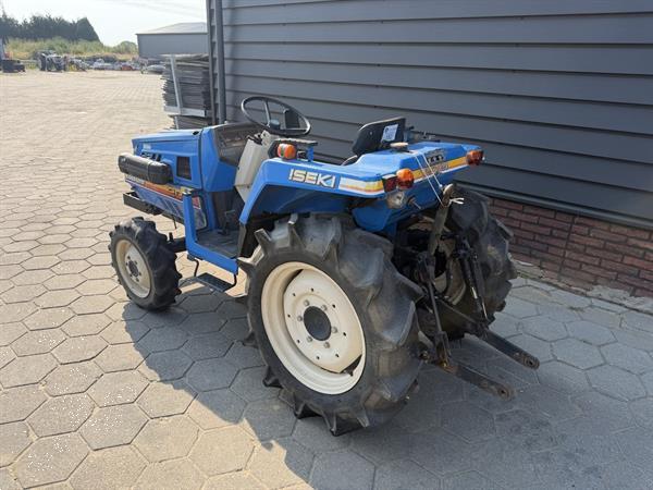 Grote foto iseki tu200 minitractor opknapper agrarisch tractoren