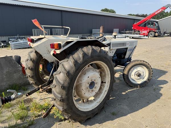 Grote foto lamborghini r503 2wd tractor agrarisch tractoren