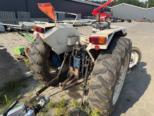 Grote foto lamborghini r503 2wd tractor agrarisch tractoren