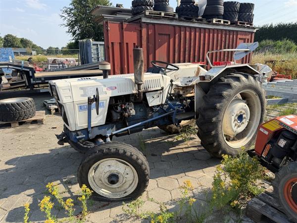Grote foto lamborghini r503 2wd tractor agrarisch tractoren