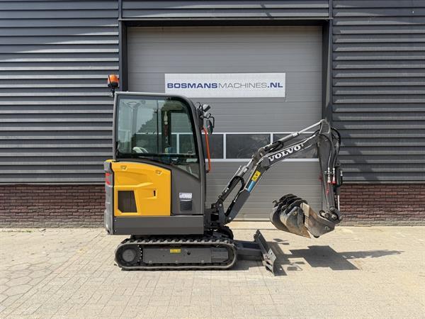 Grote foto volvo ec18e minigraver bj 2023 sloop sorteer functie 395 lease doe het zelf en verbouw kranen en graafmachines