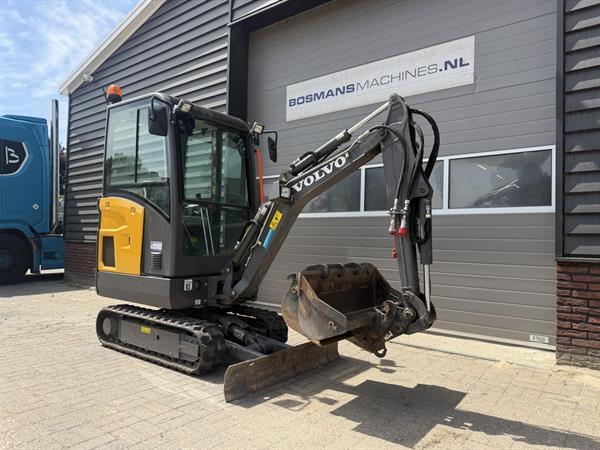 Grote foto volvo ec18e minigraver bj 2023 sloop sorteer functie 395 lease doe het zelf en verbouw kranen en graafmachines