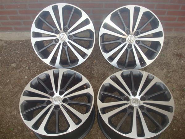 Grote foto 18 originele velgen opel insignia b steek 5x115 auto onderdelen banden en velgen