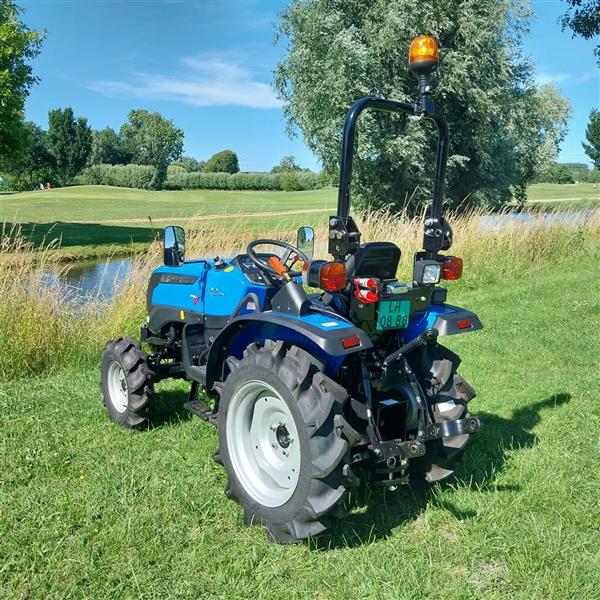 Grote foto solis s22 6 2 4wd rops s demo bj2023 met slechts 14 uur agrarisch tractoren