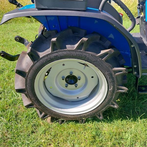 Grote foto solis s22 6 2 4wd rops s demo bj2023 met slechts 14 uur agrarisch tractoren