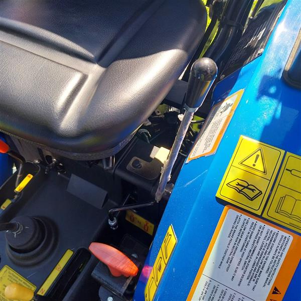 Grote foto solis s22 6 2 4wd rops s demo bj2023 met slechts 14 uur agrarisch tractoren