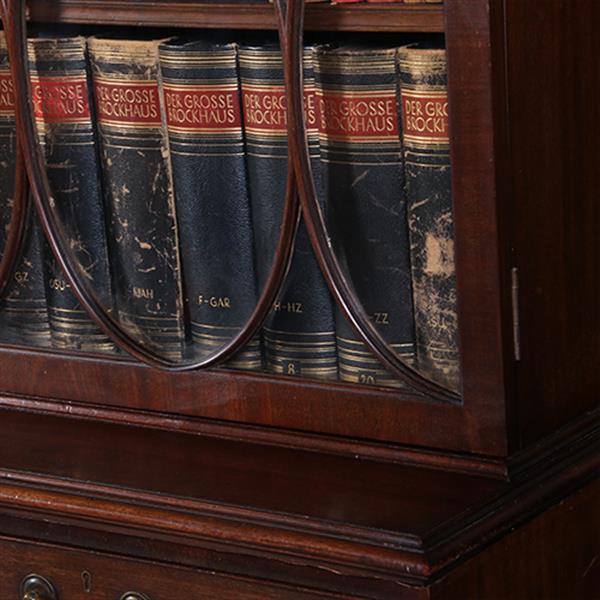 Grote foto grote break front bibliotheekkast met 6 deuren en 12 laden ca 1900 no.422410 antiek en kunst stoelen en banken
