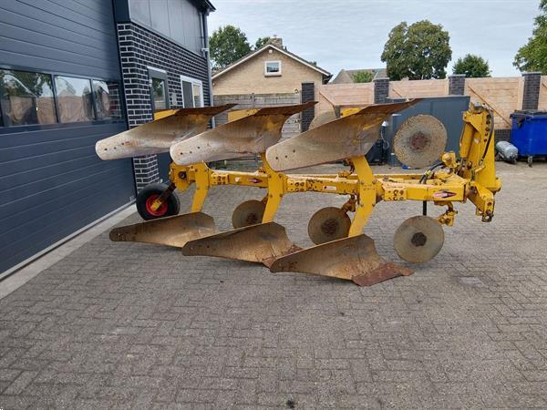 Grote foto rumptstad 3 schaar ploeg agrarisch ploegen