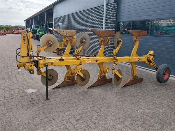 Grote foto rumptstad 3 schaar ploeg agrarisch ploegen