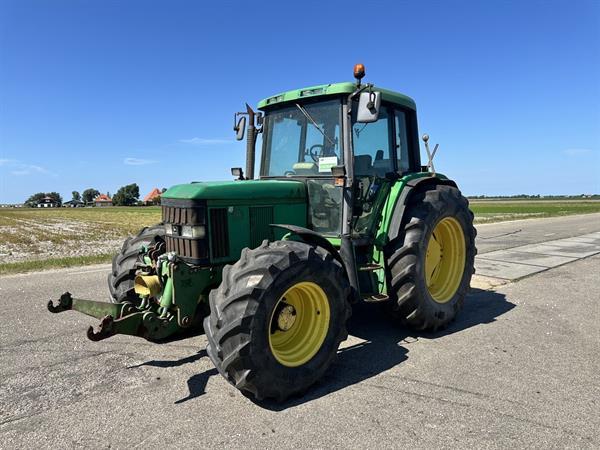 Grote foto john deere 6310 agrarisch tractoren