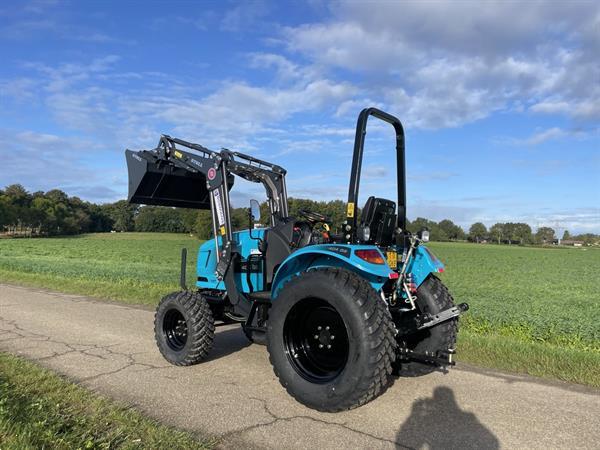 Grote foto knegt 404 compact tractor nieuw met frontlader 340 lease agrarisch tractoren