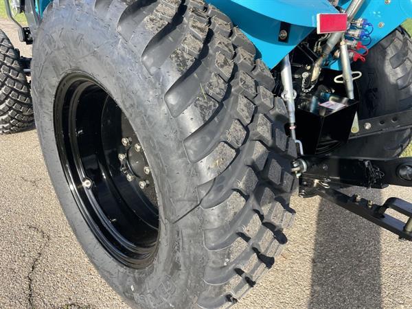 Grote foto knegt 404 compact tractor nieuw met frontlader 340 lease agrarisch tractoren