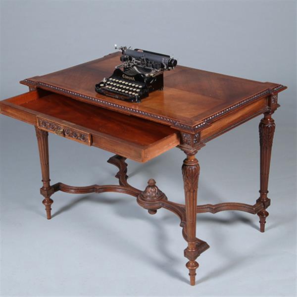Grote foto schrijftafeltje of wandtafel in notenhout met brede lade frankrijk ca 1860 no.422435 antiek en kunst stoelen en banken