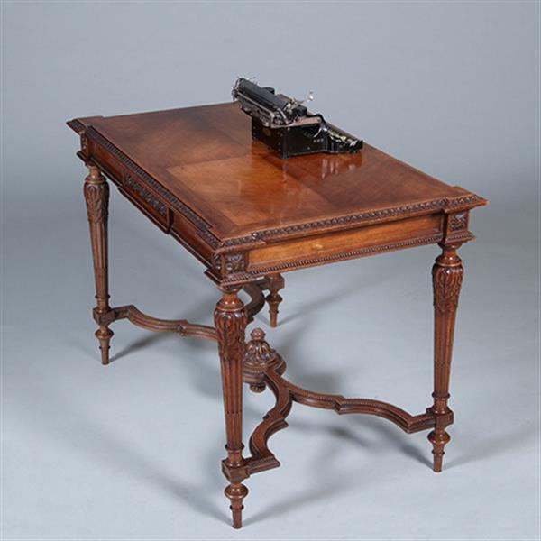 Grote foto schrijftafeltje of wandtafel in notenhout met brede lade frankrijk ca 1860 no.422435 antiek en kunst stoelen en banken