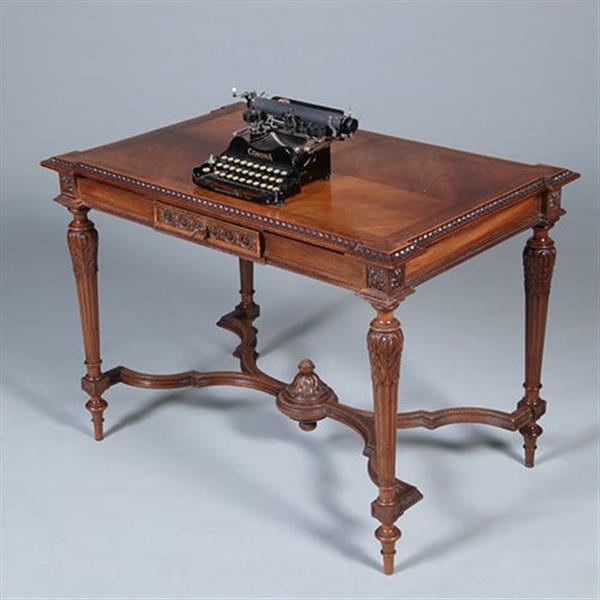 Grote foto schrijftafeltje of wandtafel in notenhout met brede lade frankrijk ca 1860 no.422435 antiek en kunst stoelen en banken
