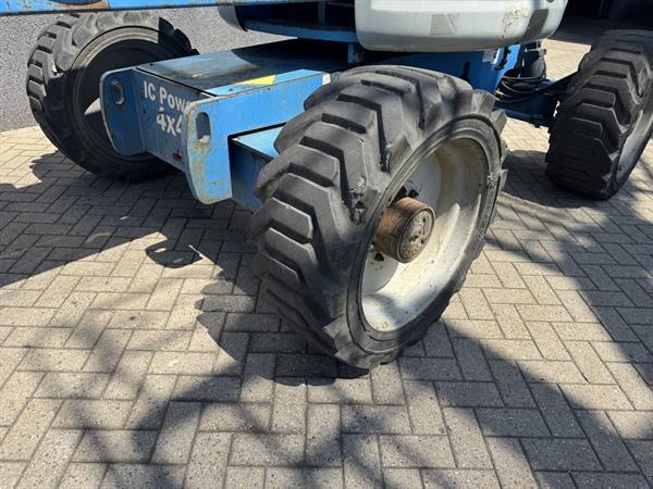 Grote foto genie z45 25j knikarmhoogwerker arbeitsbuhne 16m werkhoogte 4x4 deutz diesel 2005 doe het zelf en verbouw hoogwerkers