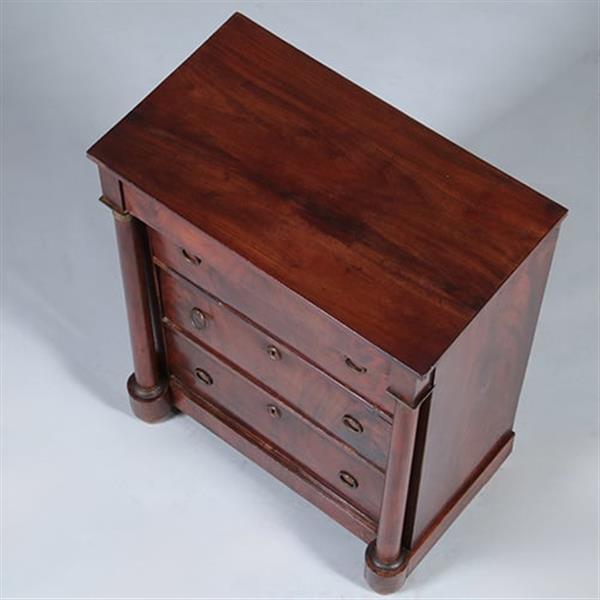 Grote foto opvallend kleine fraaie hollandse empire commode met 4 laden en 2 zuilen ca 1810 no.431525 antiek en kunst stoelen en banken