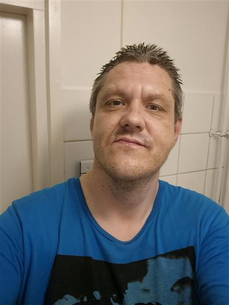 Grote foto lieve man zoekt lat relatie contacten en berichten man zoekt vrouw