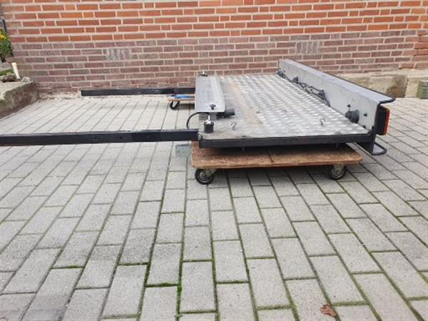 Grote foto scooterdrager zware uitvoering caravans en kamperen camper accessoires