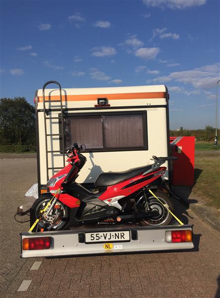 Grote foto scooterdrager zware uitvoering caravans en kamperen camper accessoires