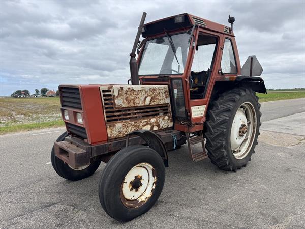 Grote foto fiat 780 agrarisch tractoren