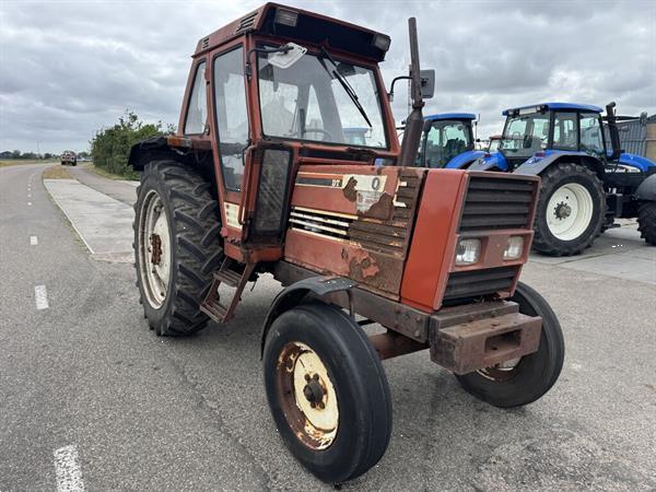 Grote foto fiat 780 agrarisch tractoren