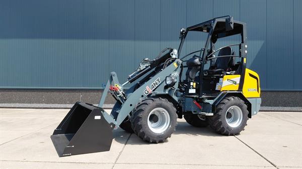 Grote foto giant 2500 hd 4357 agrarisch shovels