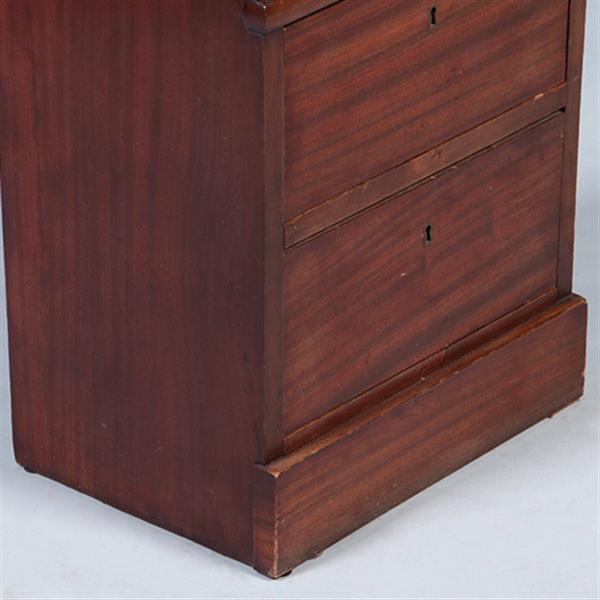 Grote foto art deco zuilvormige kast of kastvormige zuil met 1 deur en twee kleine laden ca 1915 no.431540 antiek en kunst stoelen en banken