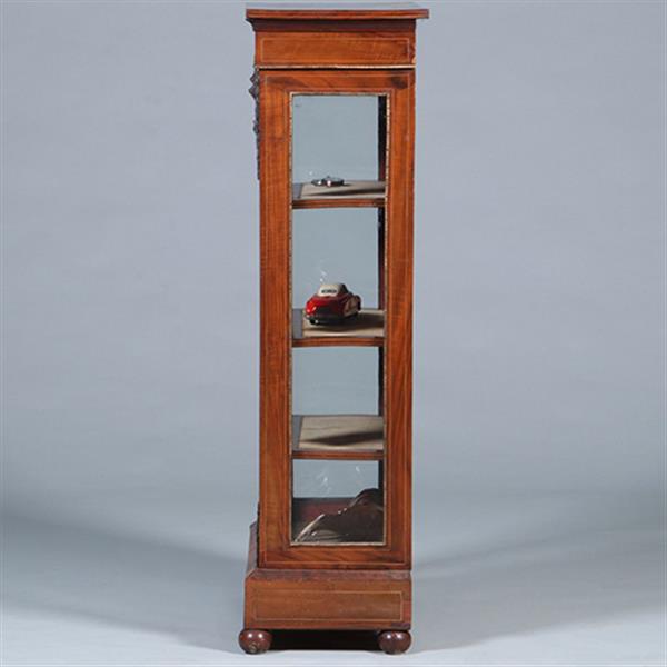Grote foto engelse vitrinekast in notenhout met rijk inlegwerk ca 1850 no.431550 antiek en kunst stoelen en banken