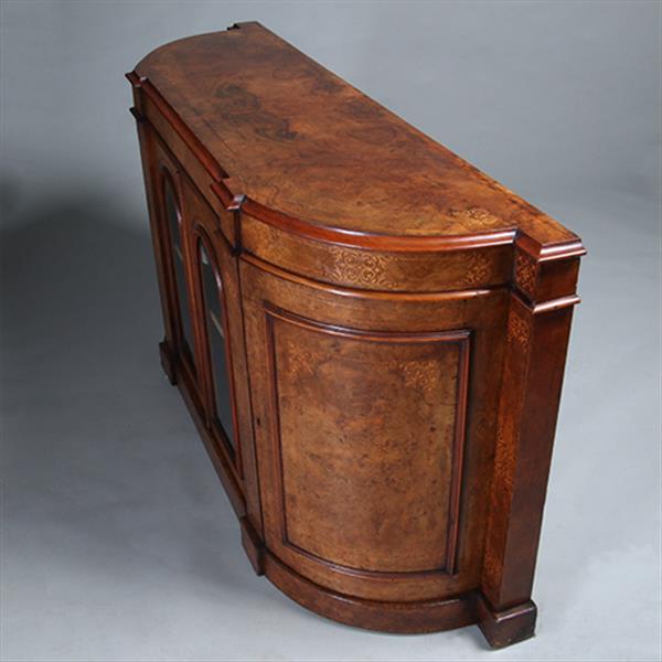 Grote foto blonde notenhouten credenza met kwartronde zijkasten ca 1850 fraaie ingelegde details no.431545 antiek en kunst stoelen en banken