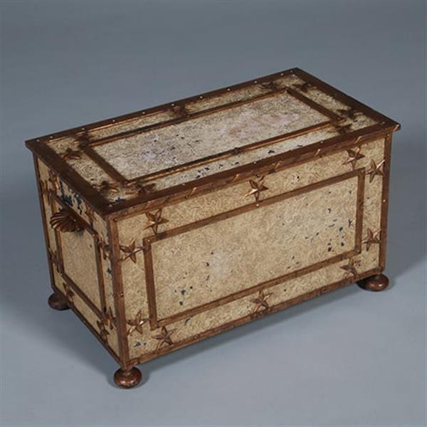 Grote foto antieke ijzeren beschilderde empire kist in prachtige oude kleur op bolpoten en met sterren ca 1810 antiek en kunst stoelen en banken