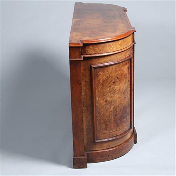 Grote foto blonde notenhouten credenza met kwartronde zijkasten ca 1850 fraaie ingelegde details no.431545 antiek en kunst stoelen en banken