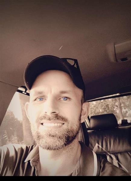 Grote foto vrouwen verwenner contacten en berichten man zoekt vrouw