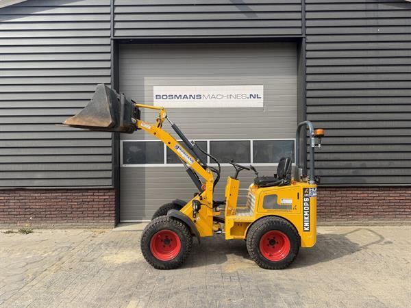 Grote foto knikmops 130 minishovel bj 2024 490 lease agrarisch shovels