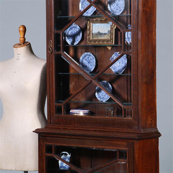 Grote foto bijzonder ondiepe vitrine kast met geslepnglas en 8 verstelbare planchettes ca 1865 no.431560 antiek en kunst stoelen en banken