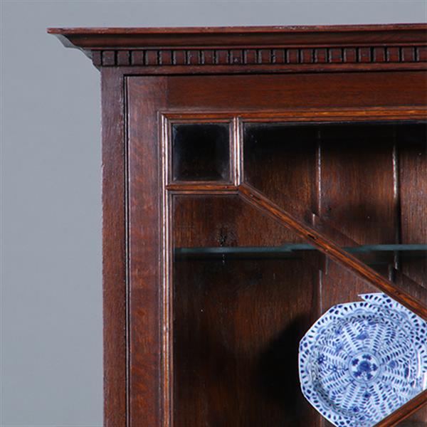 Grote foto bijzonder ondiepe vitrine kast met geslepnglas en 8 verstelbare planchettes ca 1865 no.431560 antiek en kunst stoelen en banken