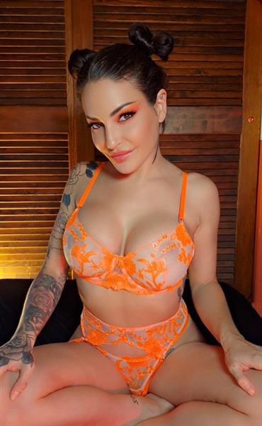 Grote foto escort real nudes sexcam sextape caravans en kamperen bungalowtenten