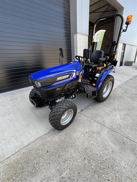 Grote foto farmtrac pro hst agrarisch tractoren