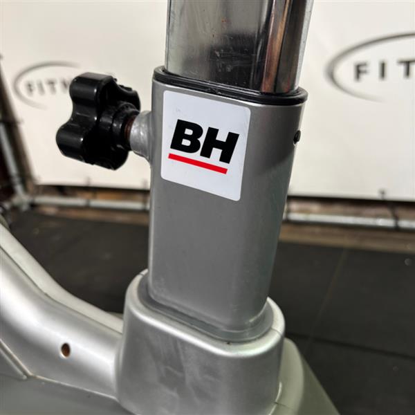 Grote foto bh fitness i.spada 2 racing spinning bike sport en fitness fitness