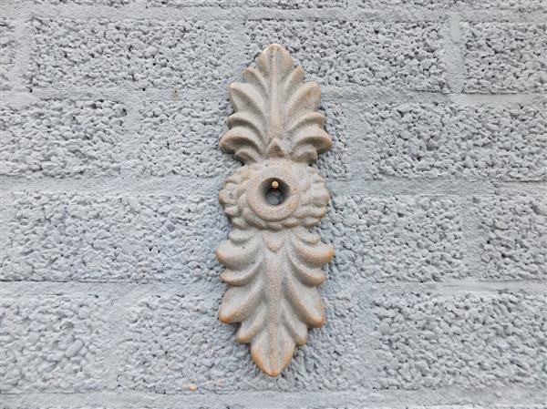 Grote foto gietijzeren muuranker dubbel bladvorm tuin en terras tuindecoratie