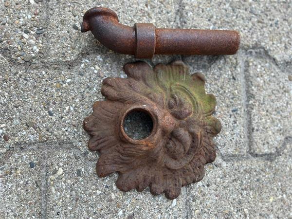Grote foto waterspuwer neptun gietijzer tuin en terras overige tuin en terras
