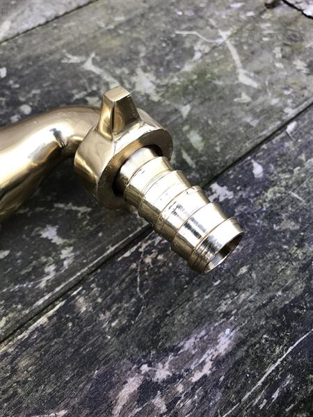 Grote foto waterkraan voor tuin fonteinen messing tuin en terras overige tuin en terras