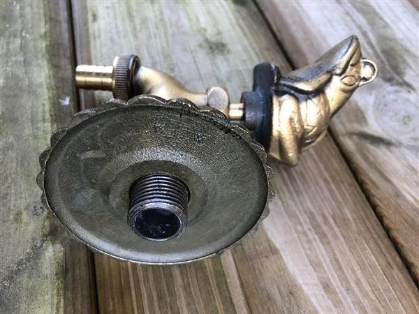 Grote foto waterkraan voor tuin fonteinen messing tuin en terras overige tuin en terras