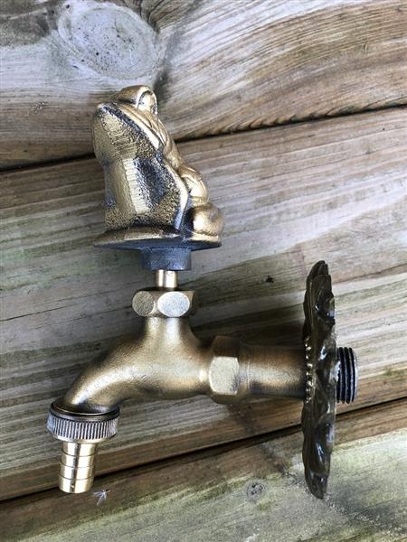 Grote foto waterkraan voor tuin fonteinen messing tuin en terras overige tuin en terras