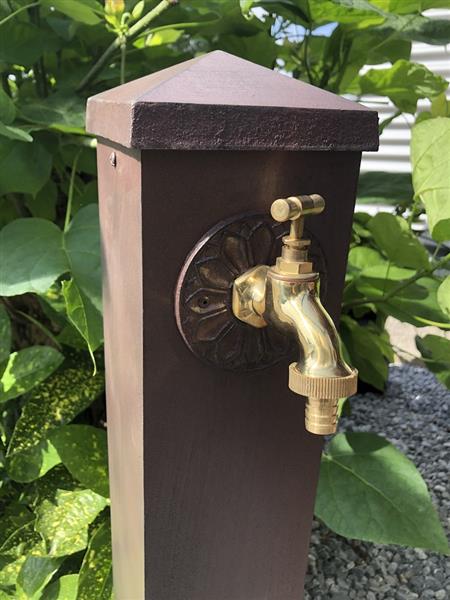 Grote foto staande waterkraan aluminium bruin. tuin en terras overige tuin en terras