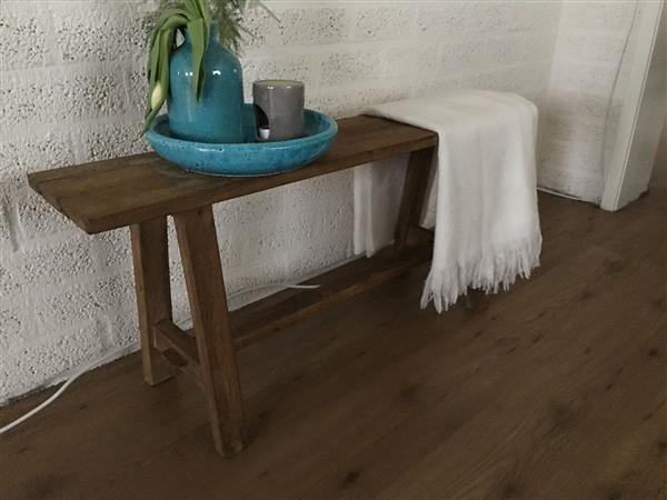 Grote foto koloniaals hardhouten bank krukje tafeltje huis en inrichting eettafels