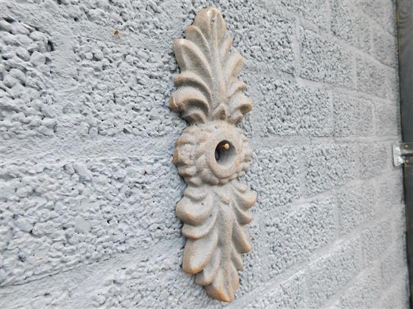 Grote foto gietijzeren muuranker dubbel bladvorm tuin en terras tuindecoratie