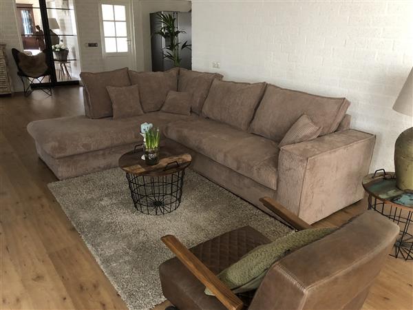 Grote foto prachtige forse nieuwe taupe rib stoffen hoekbank model huis en inrichting woningdecoratie