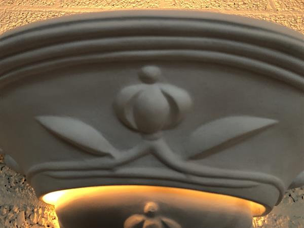 Grote foto mooie strakke wandlamp in terracotta steen zeer fraai art nouveau jugendstyle. huis en inrichting overige